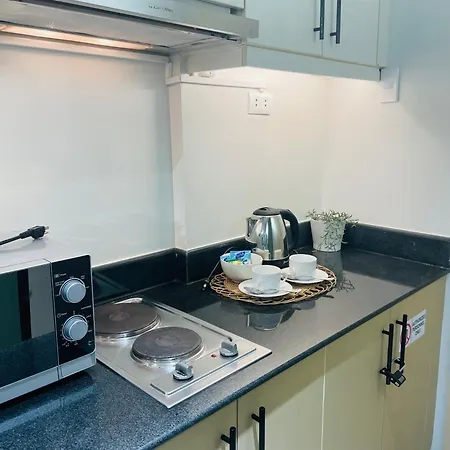 Mikhail Cozy Pad At Sea Residences Near Moa Naia