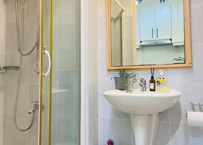 Aparthotel Mikhail Cozy Pad At Sea Residences Near Moa Naia