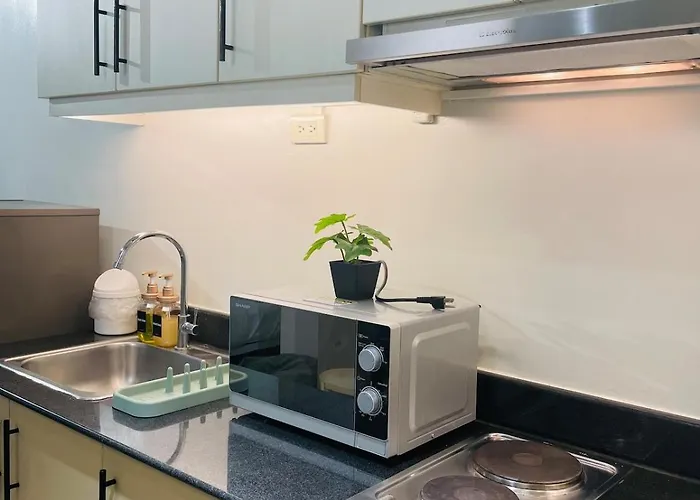 Mikhail Cozy Pad At Sea Residences Near Moa Naia Aparthotel *
